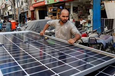 インドのALMMリストIIが更新：太陽電池容量が23.7GWに達し、2028年までにローカルシリコンループが義務付けられる
