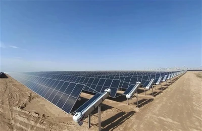 中国-中央アジアのグリーン協力: 中国-が中央アジアに電力を供給するクリーン エネルギー プロジェクトを建設